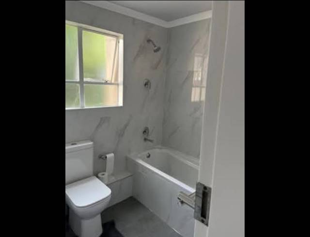 2 BEDROOM PROPERTY TO RENT IN SANDOWN